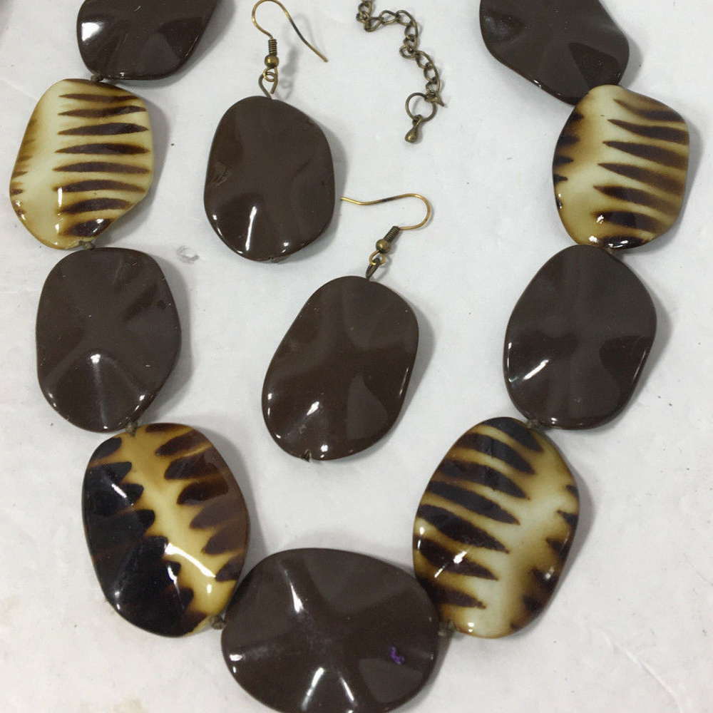 Tribal Animal Brown Beige Chunky  NecklacE SET